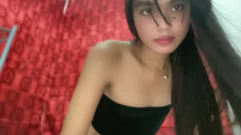 Snapshot of yourehot_sedny chatting on May 11, 2026, 2:45 pm yourehot_sedny online show from May 11, 2026, 2:45 pm