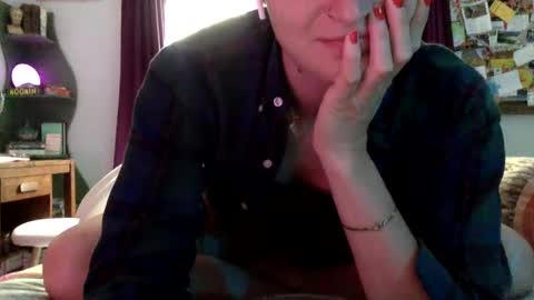 yourewelcome_ online show from September 8, 2025, 6:07 pm