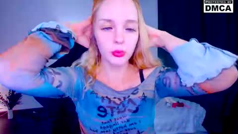 yourfairyalice_ online show from July 13, 2026, 4:26 am