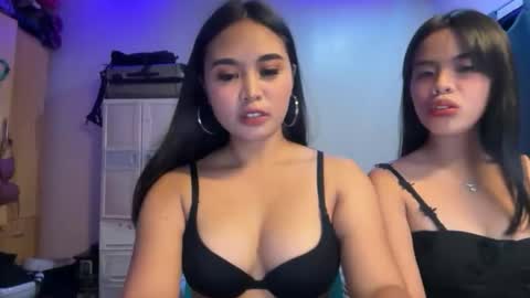 yourfantasyyy_ online show from April 8, 2026, 10:37 am