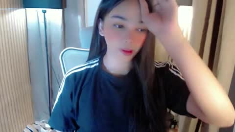 Snapshot of yourfavoratemaureen chatting on November 10, 2025, 7:57 pm maureen love you online show from November 10, 2025, 7:57 pm