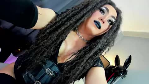  not into STINGY and CHEAP people online show from November 6, 2025, 2:23 am