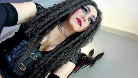  not into STINGY and CHEAP people online show from November 22, 2025, 1:04 am