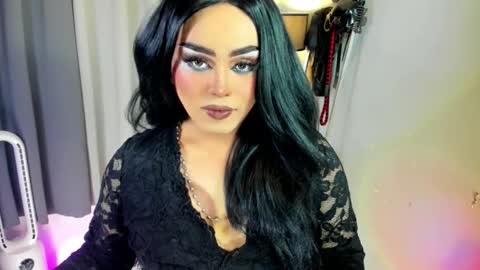  not into STINGY and CHEAP people online show from November 24, 2025, 11:37 pm