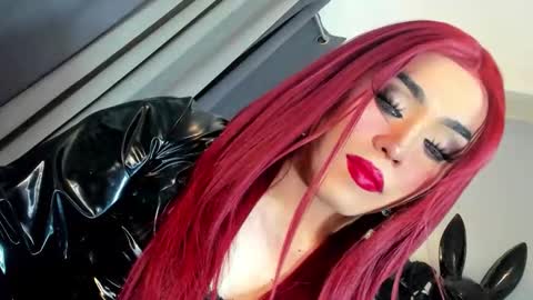 Snapshot of yourfiercemistress chatting on April 22, 2026, 11:17 pm not into STINGY and CHEAP people online show from April 22, 2026, 11:17 pm