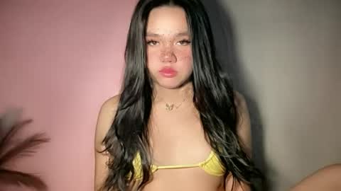 yourfuckingslut69 online show from June 25, 2026, 7:46 am