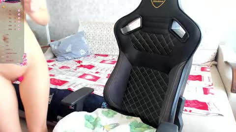 Snapshot of yourgirl_044 chatting on February 22, 2026, 11:09 am yourgirl_044 online show from February 22, 2026, 11:09 am