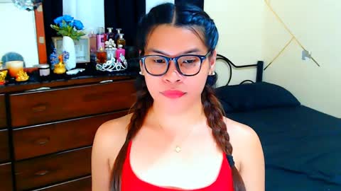 yourgoddesscruella online show from March 24, 2026, 5:29 pm