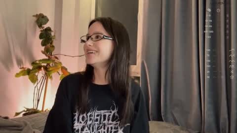 Aida online show from March 11, 2025, 3:45 pm