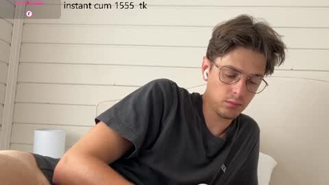 Snapshot of yourhotchristian chatting on July 4, 2026, 5:24 am Chris online show from July 4, 2026, 5:24 am