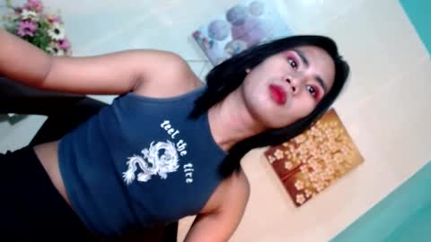 Snapshot of yourhottie_winxxx chatting on January 15, 2025, 11:51 pm Mauie online show from January 15, 2025, 11:51 pm