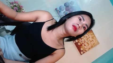 Snapshot of yourhottie_winxxx chatting on January 17, 2025, 5:32 am Mauie online show from January 17, 2025, 5:32 am