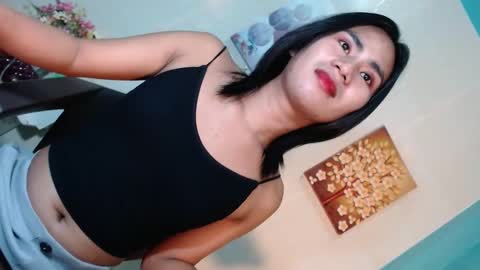 Snapshot of yourhottie_winxxx chatting on January 17, 2025, 8:34 am Mauie online show from January 17, 2025, 8:34 am
