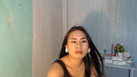 Mauie  online show from May 16, 2026, 12:18 am