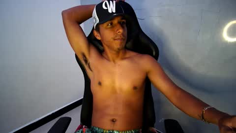 Your Latin Mamba online show from October 20, 2025, 3:40 am