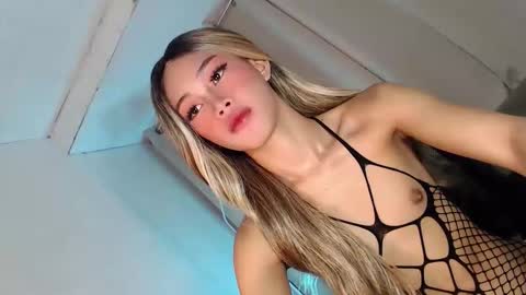 yourlove_rica online show from September 8, 2025, 8:41 pm