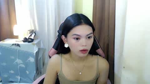 your lovely Dina online show from February 5, 2025, 1:04 am