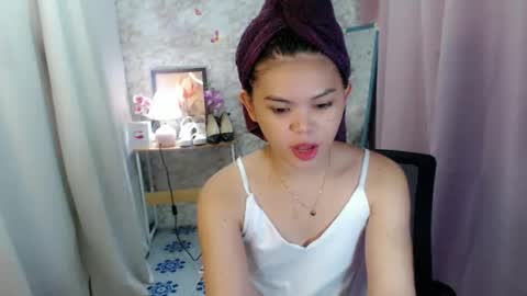 your lovely Dina online show from February 4, 2026, 2:17 am