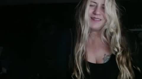 yourmomma999 online show from December 14, 2024, 10:56 am