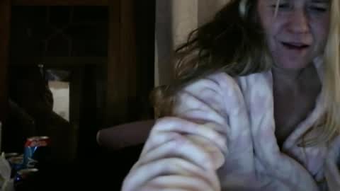 yourmomma999 online show from January 21, 2025, 11:24 am