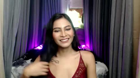 yourprettybella_ts online show from November 10, 2025, 10:31 pm