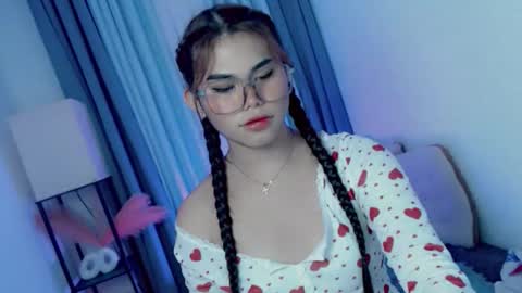 Snapshot of yourprettyblythe_ts chatting on March 11, 2026, 9:37 am yourprettyblythe_ts online show from March 11, 2026, 9:37 am