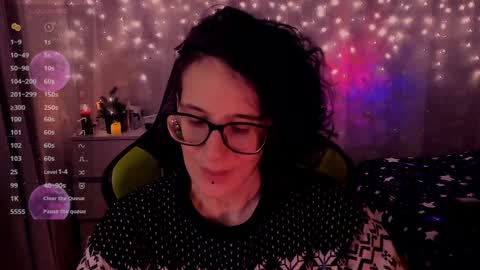 Snapshot of yourscosmic chatting on December 23, 2024, 10:12 pm Yours Cosmic online show from December 23, 2024, 10:12 pm