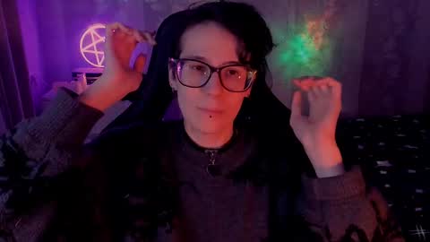 Snapshot of yourscosmic chatting on February 28, 2025, 9:12 pm Yours Cosmic online show from February 28, 2025, 9:12 pm