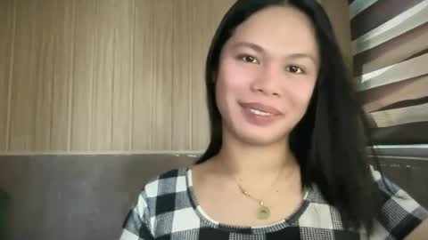yourseductive_jem online show from July 16, 2026, 1:44 am