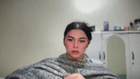 LALA online show from April 7, 2026, 1:22 pm