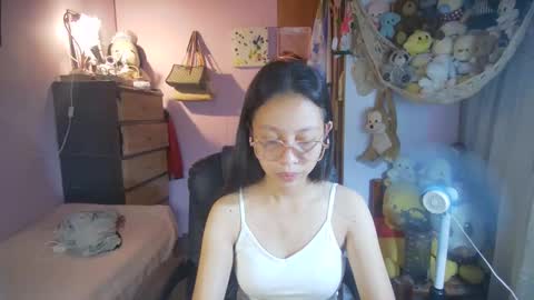 Snapshot of yourshy_cess chatting on April 7, 2026, 12:22 am Cess online show from April 7, 2026, 12:22 am