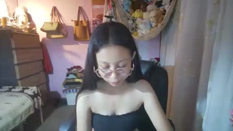 Snapshot of yourshy_cess chatting on April 16, 2026, 12:17 pm Cess online show from April 16, 2026, 12:17 pm