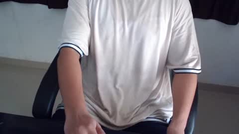 yoursjohnnysins online show from August 2, 2026, 6:34 am
