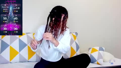 Snapshot of yoursoul_mila chatting on January 8, 2025, 11:21 am yoursoul_mila online show from January 8, 2025, 11:21 am