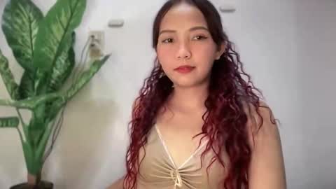 Snapshot of yoursweethot_faye chatting on February 22, 2026, 6:28 pm Faye online show from February 22, 2026, 6:28 pm