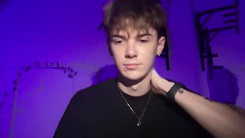 yoursweetyguy online show from November 26, 2025, 3:35 pm