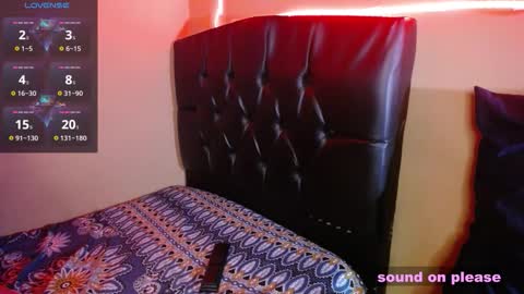 Gaby online show from November 10, 2025, 11:48 pm