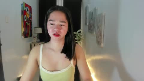 yourtinybunny online show from September 14, 2025, 3:05 am