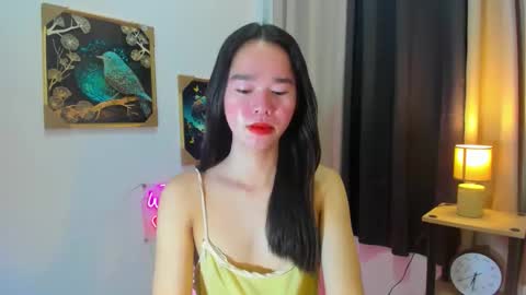 yourtinybunny online show from April 18, 2026, 10:30 am