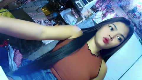 angela online show from March 18, 2026, 2:04 am