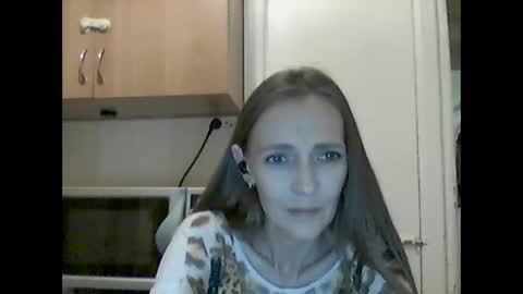 Snapshot of youur_light chatting on November 2, 2025, 7:49 pm Youur light online show from November 2, 2025, 7:49 pm