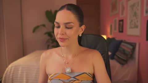 youur_sweetheart online show from August 4, 2026, 2:19 pm