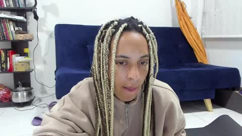 elizabeth  ju   online show from January 9, 2025, 12:46 am