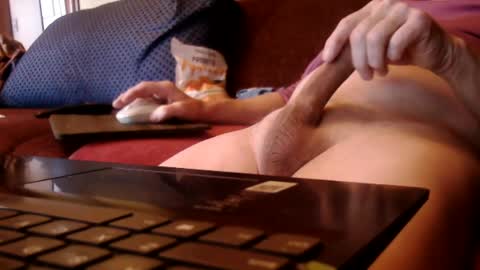 ytsim58 online show from December 31, 2024, 6:02 pm