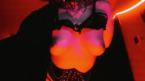 Yue Eclipsa online show from March 23, 2026, 4:38 am