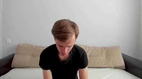 Yue Lang and Samm online show from September 22, 2025, 11:12 am