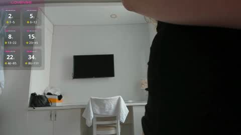 Yuki online show from May 16, 2026, 5:37 am