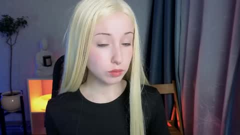 Misa online show from April 15, 2026, 5:42 pm