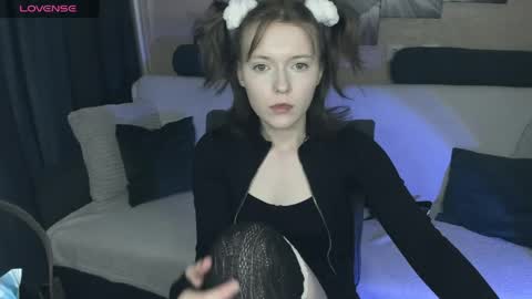 YukiShine online show from April 27, 2026, 11:19 am