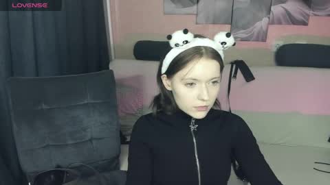 YukiShine online show from May 8, 2026, 8:19 am